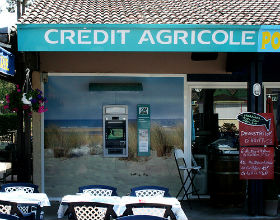 Credit Agricole ogranicza ryzyka, bo ma rolnicze korzenie
