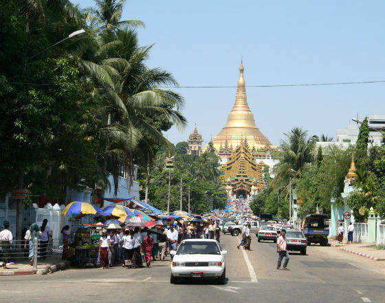 Bankomaty w Szwedagon