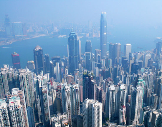 Chiny chcą stłamsić Hongkong