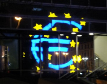 Wzrosło zagrożenie przywracania walut narodowych w strefie euro