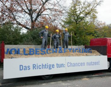 Ubywa chętnych na wyjazd do pracy za granicę