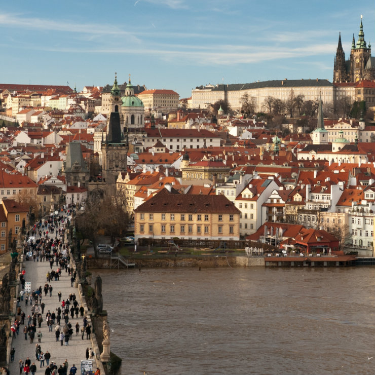 Prague targets Airbnb