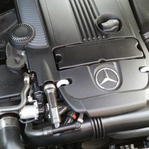 Daimler plans to open EUR500m Mercedes engine factory in Poland