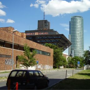 National Bank of Slovakia keeps tight reins on loan market
