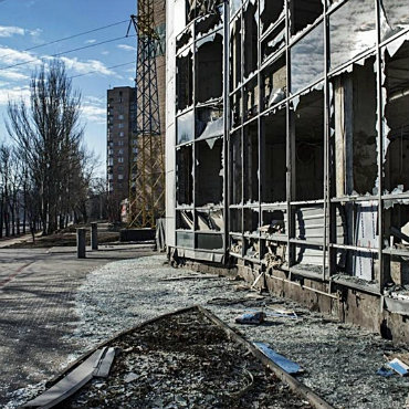 Ukraine is getting down to reconstructing the Donbas