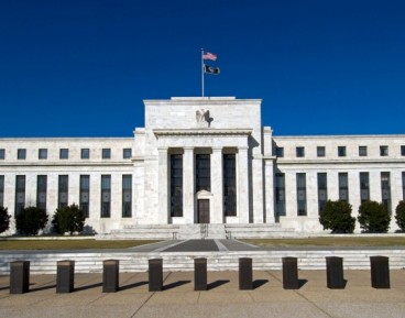 Fed stoi w obliczu kolejnych wyzwań i dylematów