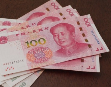 Niekonwencjonalna droga renminbi do statusu waluty rezerwowej