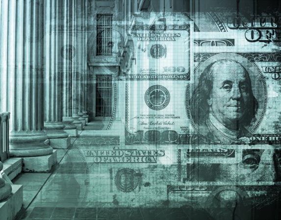 Wielobiegunowy system walutowy a dominacja dolara